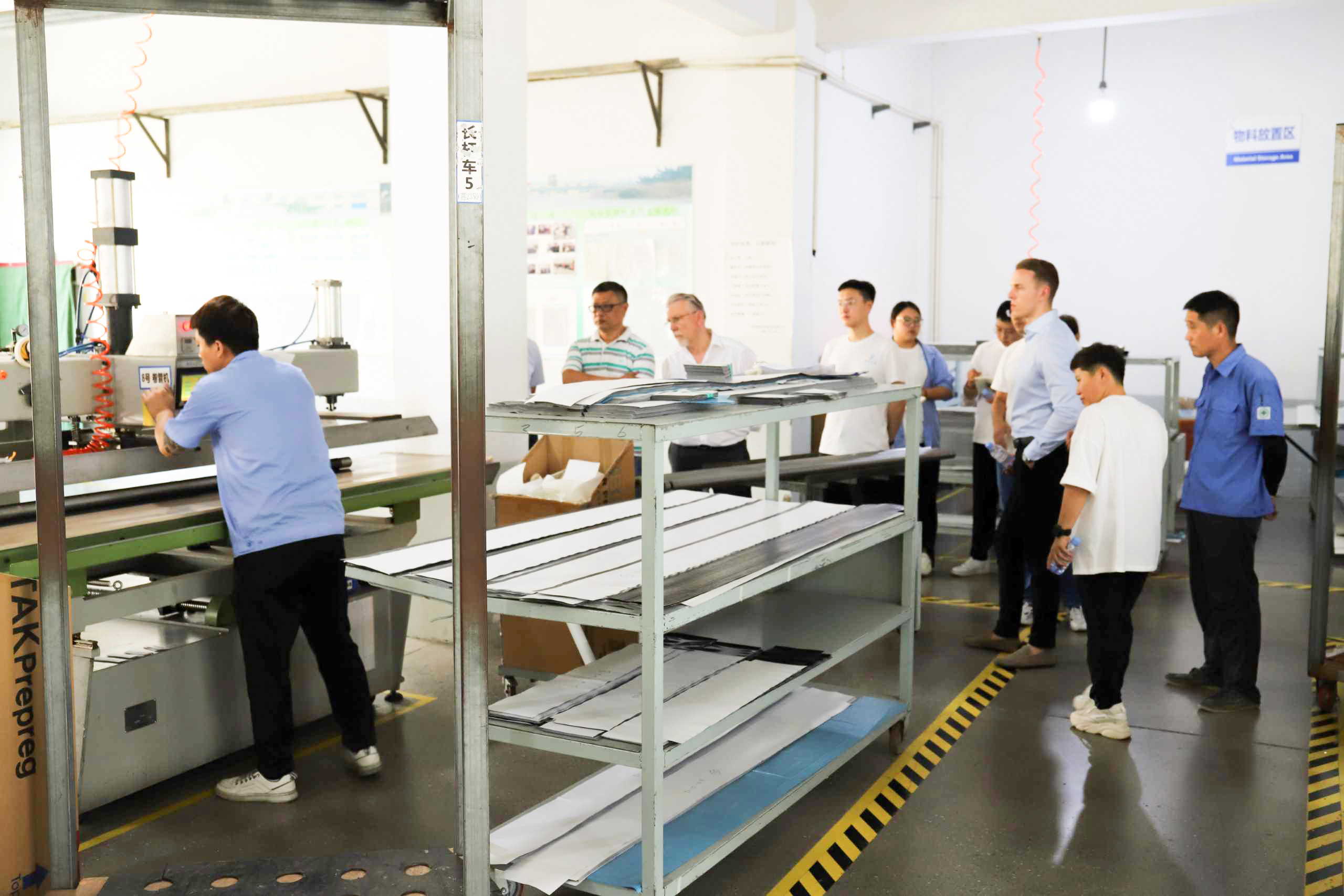 Un partenaire allemand de longue date visite notre usine chinoise pour renforcer ses liens commerciaux